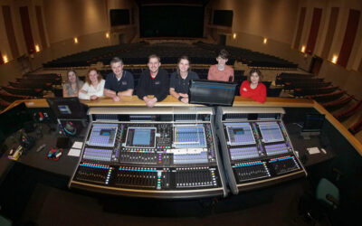 Lake Travis ISD agrega consolas DiGiCo y KLANG: konductor a su programa de tecnología de teatro