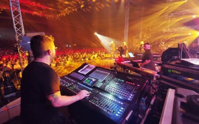 El escenario sonoro inmersivo de KLANG libera al ingeniero de monitores George Panolaskos